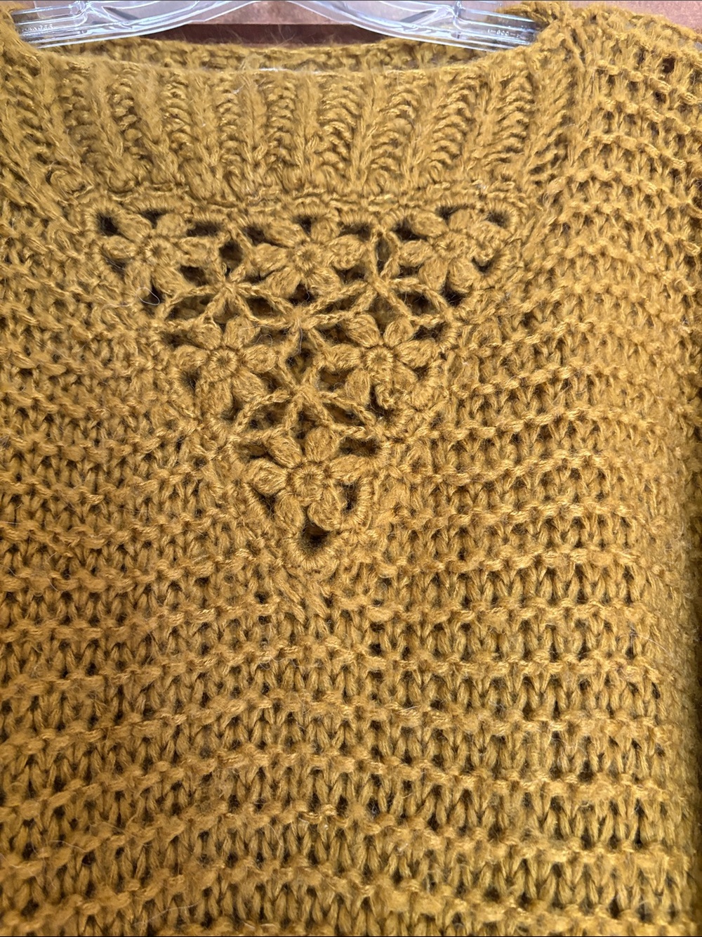 Easel Chunky Knit V-Stitch Pullover Sweater - Mustard